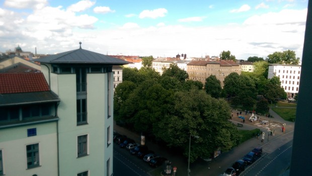 Das HTC One (M8) schneidet im Vergleich deutlich schlechter ab. (Bild: Tobias Költzsch/Golem.de)